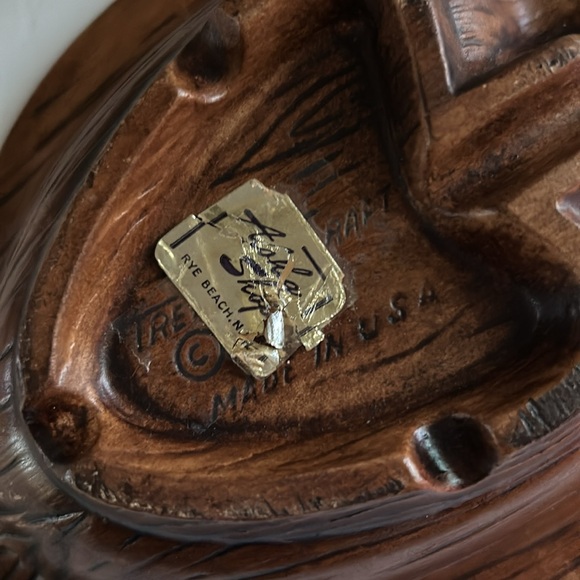 Vintage Treasure Craft Ashtray - Picture 4 of 6